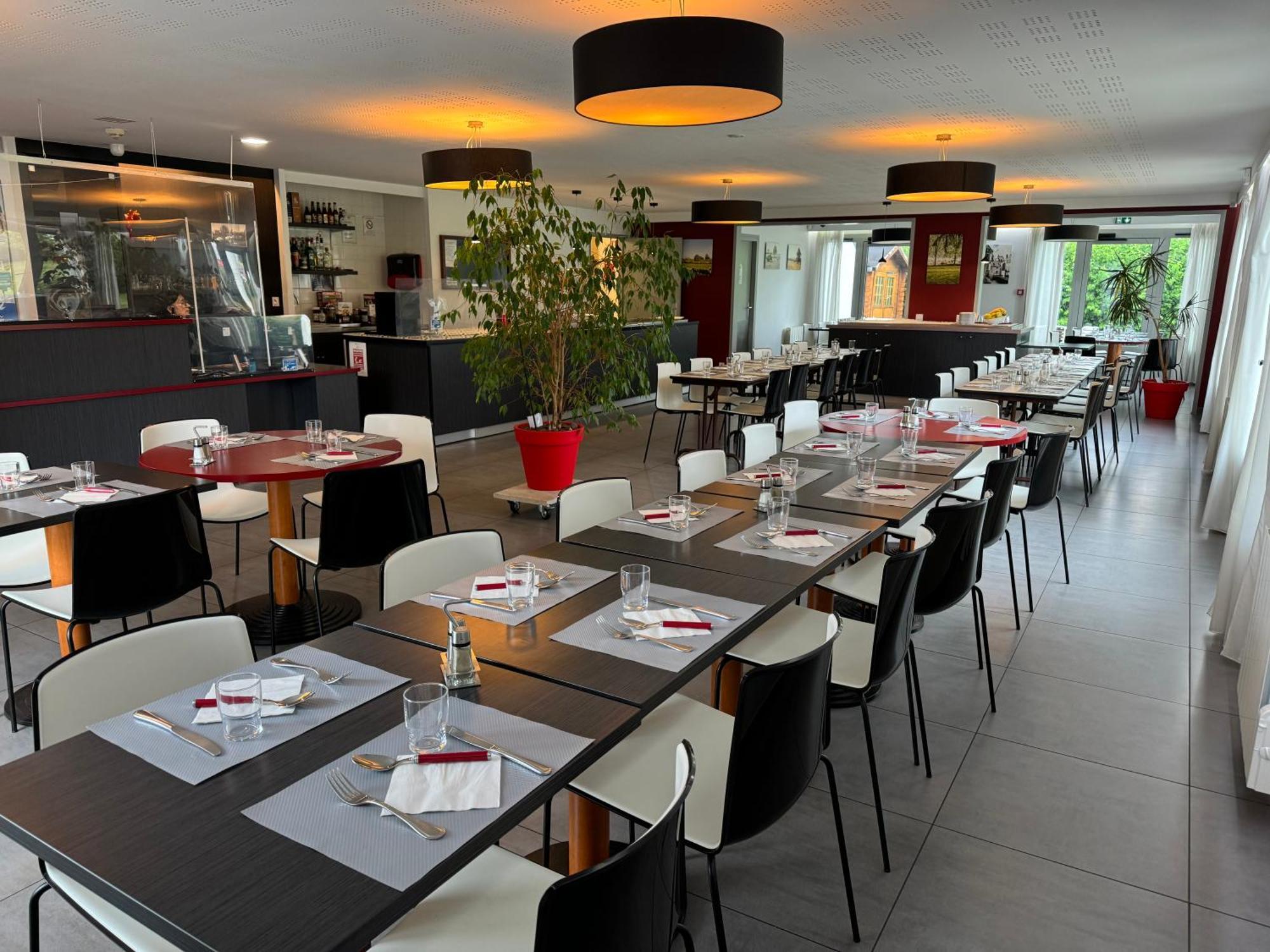 Brit Hotel Mayenne Eksteriør billede