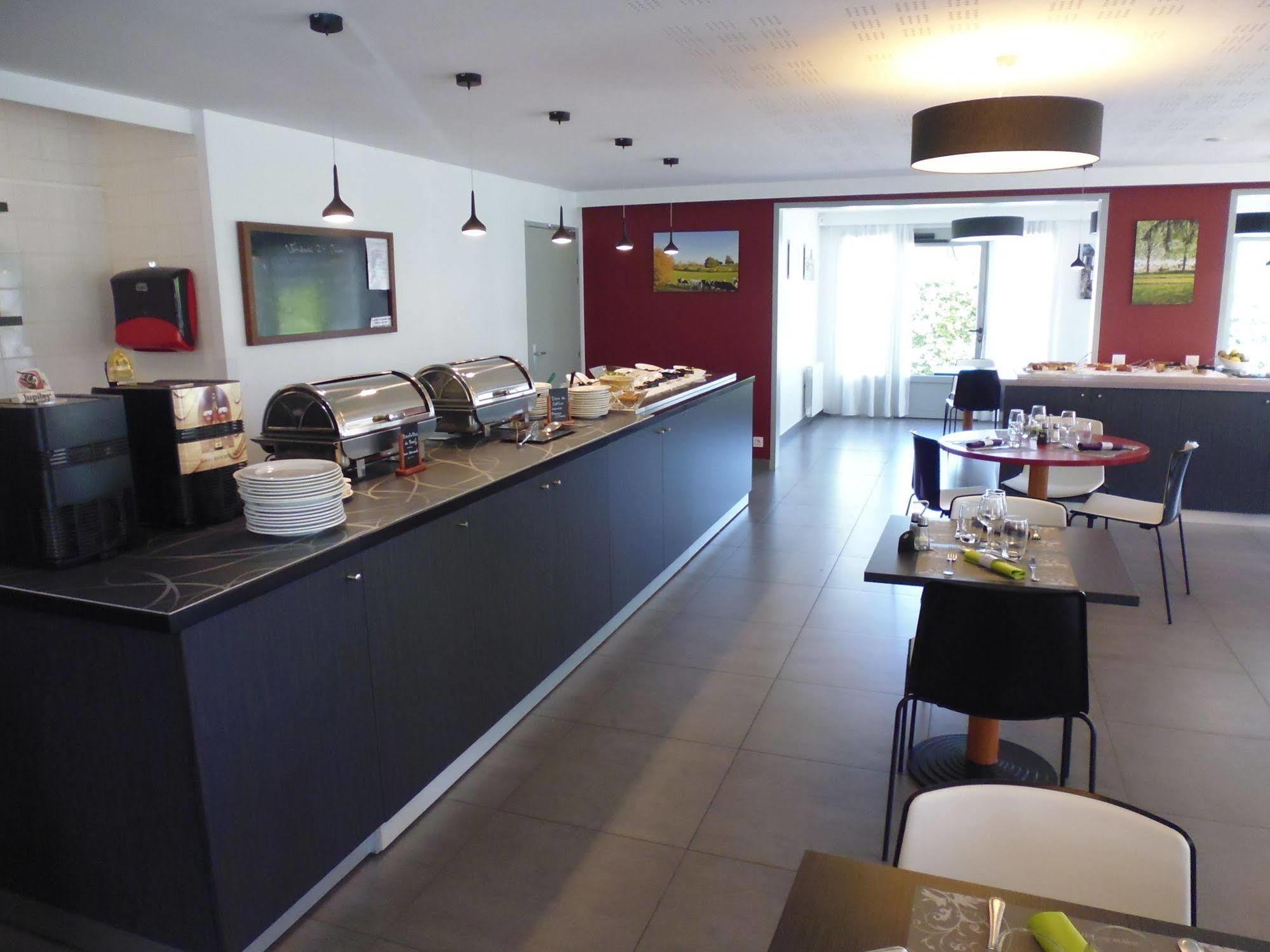 Brit Hotel Mayenne Eksteriør billede