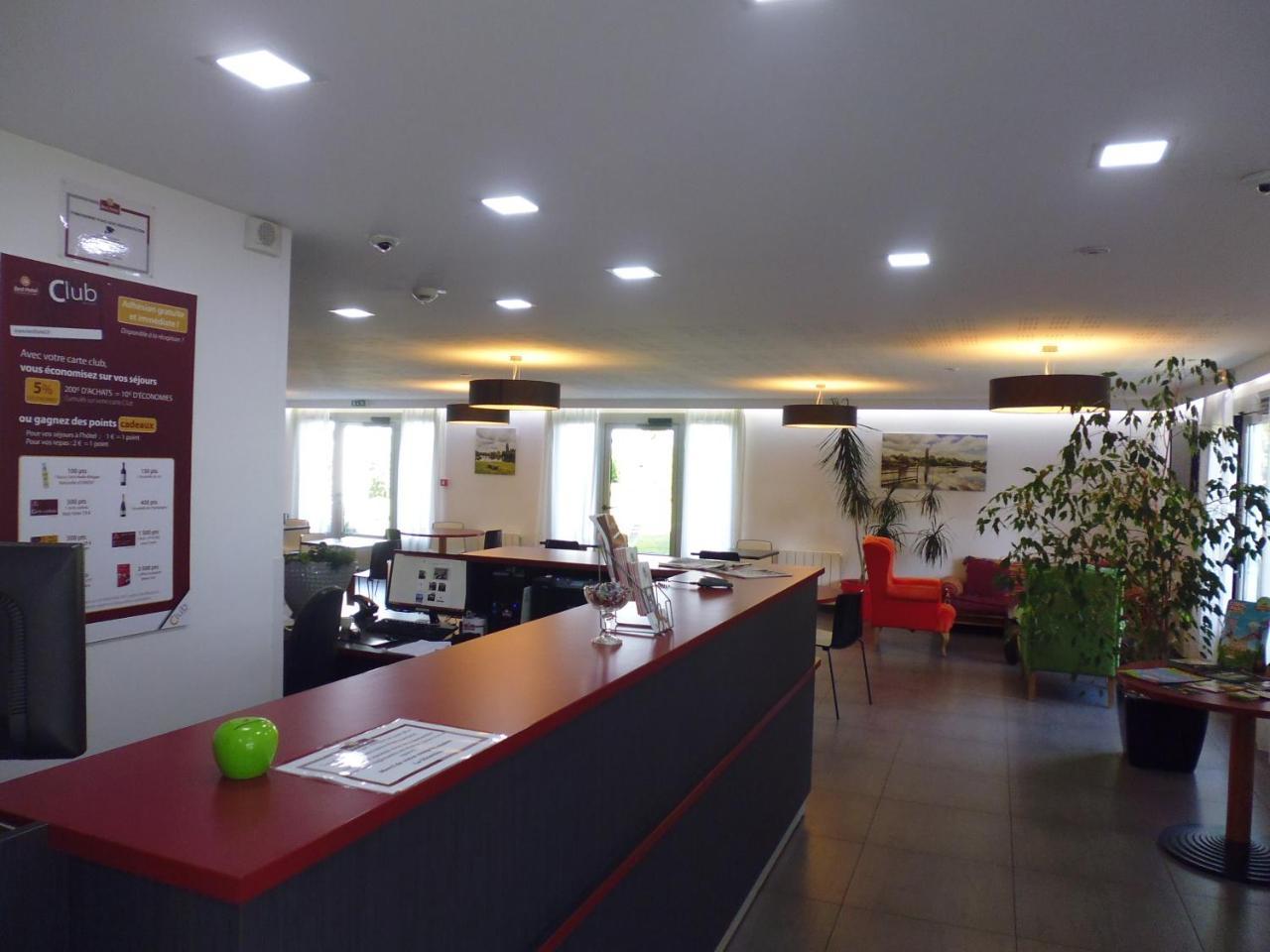 Brit Hotel Mayenne Eksteriør billede